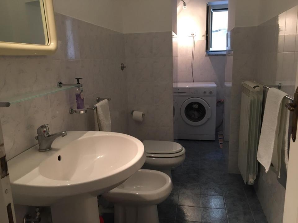 Apartamento Casa Fiorini Terracina Exterior foto